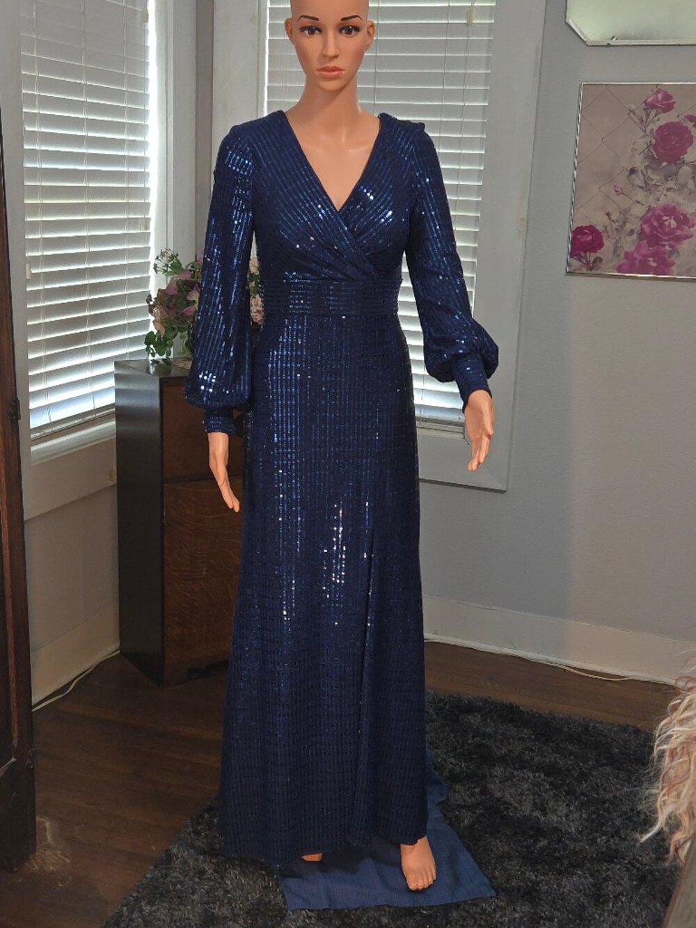 Sequined evening gown size small 4-6
